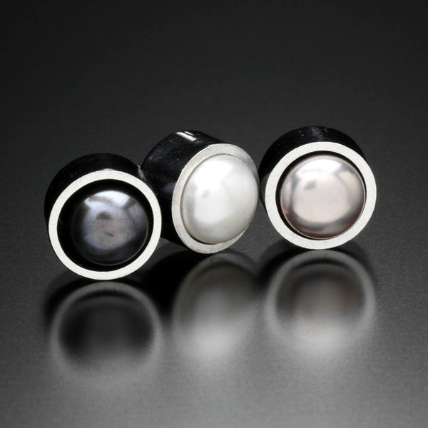 Pearl stud Earrings - Kinzig Design Studios